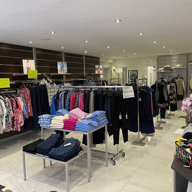 Commerce 2 pièces 110000 €