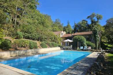 Maison 8 pièces 399000 €