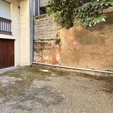 Garage  35000 €