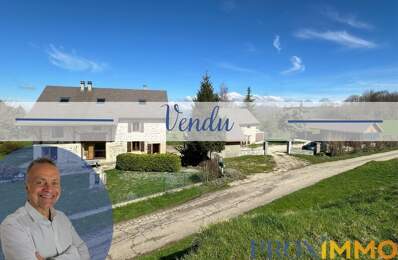 Maison 8 P+C — photo du bien