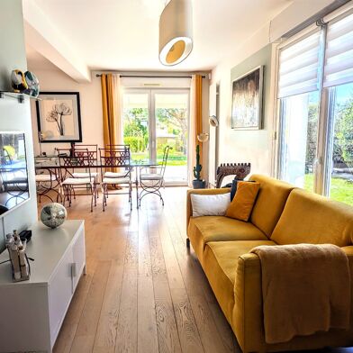 Maison 5 pièces 489000 €