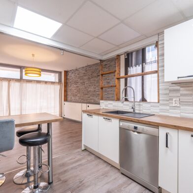 Appartement 4 pièces 225000 €