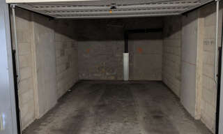 Garage  15 m² à louer à Marseille 8 (13008)