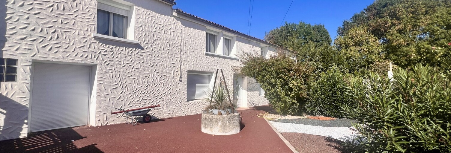 Maison 5 Pièces 179 m² à vendre à Ardillières (17290)