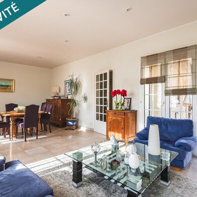 Maison 10 pièces 599000 €