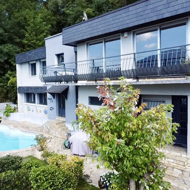 Maison 8 pièces 890000 €