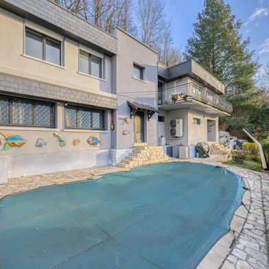 Maison 8 pièces 890000 €