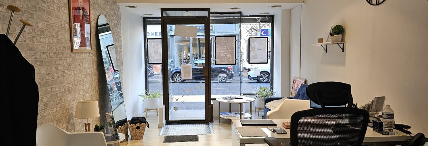 Commerce  80 m² à louer à Béthune (62400)