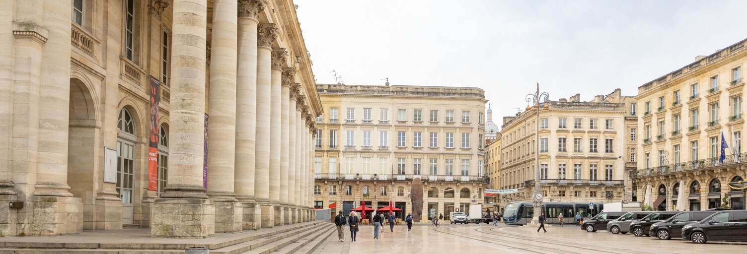 Immeuble  476 m² à vendre à Bordeaux (33000)