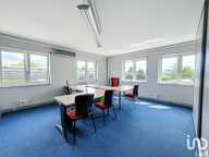 Location Bureaux 137 m&sup2; — photo 3