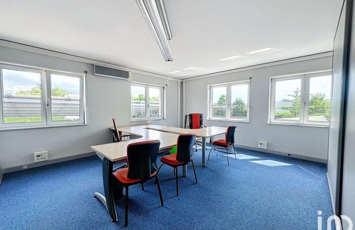 Location Bureaux 137 m&sup2; — photo 3