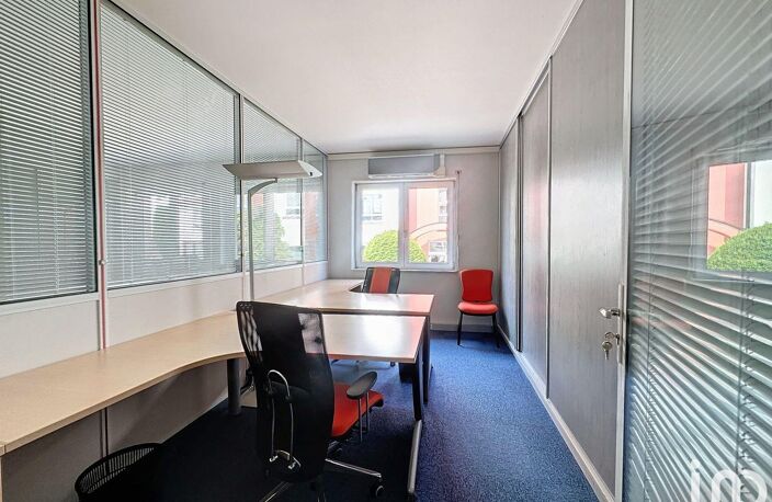Location Bureaux 137 m&sup2; — photo 4