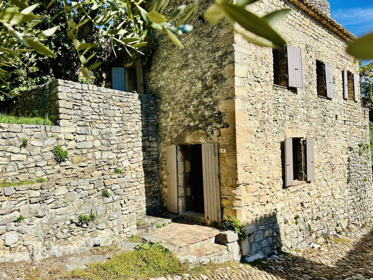 Le plus beau village de la vallée de la Cèze... — photo 1