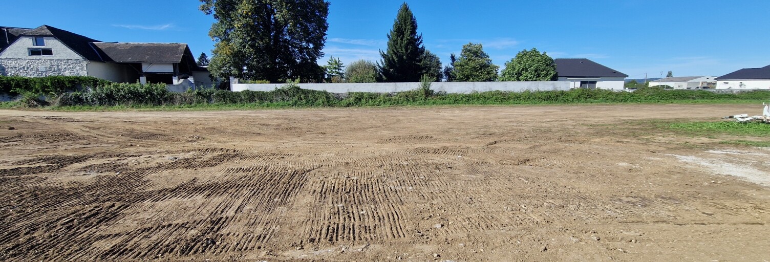 Terrain  698 m² à vendre à Arros-de-Nay (64800)