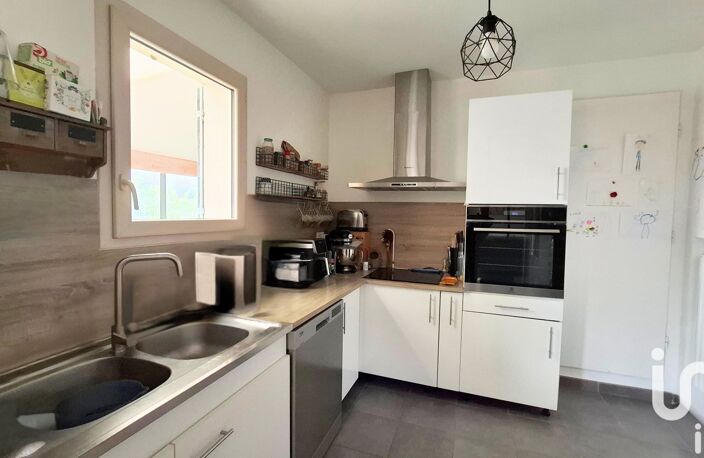 Vente Maison/villa 5 pièces — photo 4
