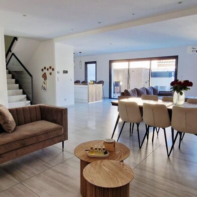 Maison 5 pièces 359000 €