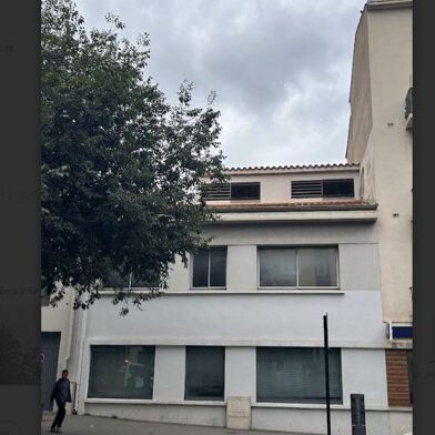 Commerce  159000 €