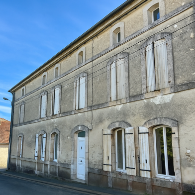 Maison 8 pièces 220000 €