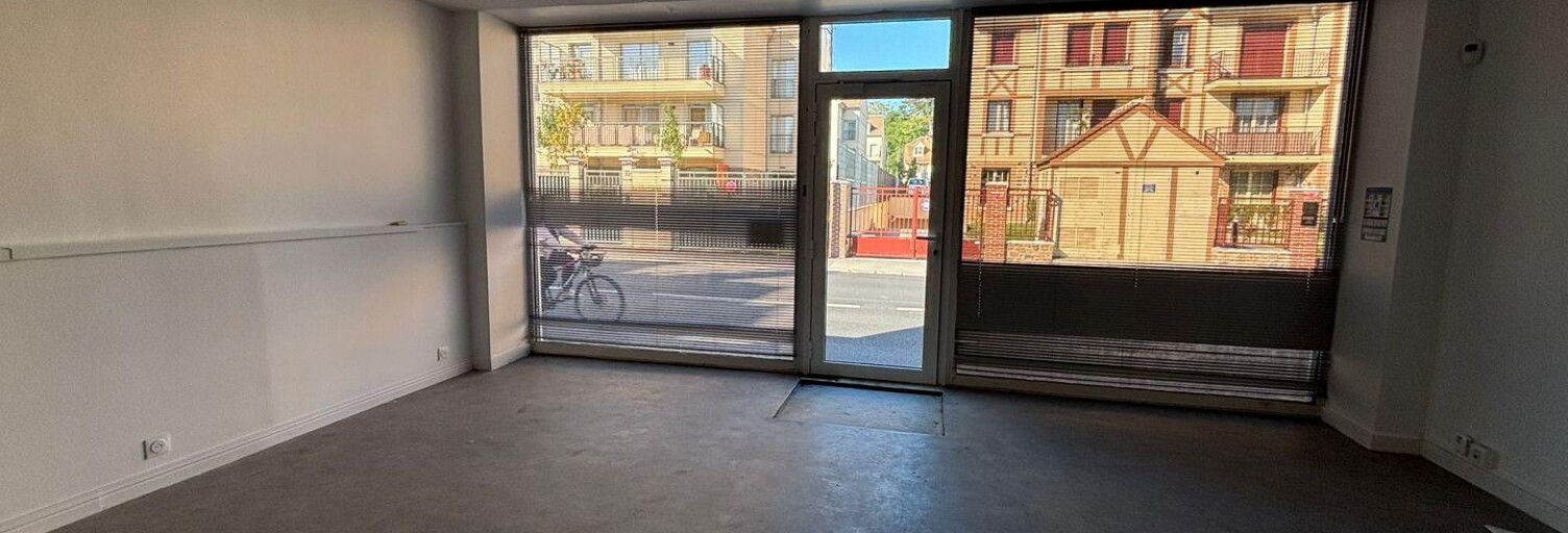 Commerce  250 m² à louer à Rambouillet (78120)