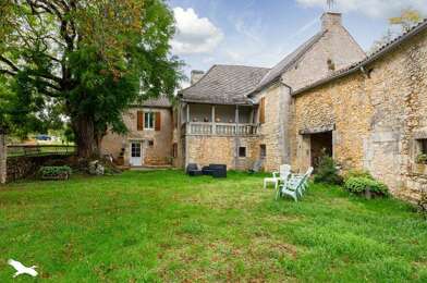 Maison 10 pièces 369600 €