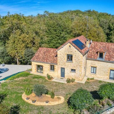 Maison 5 pièces 599000 €