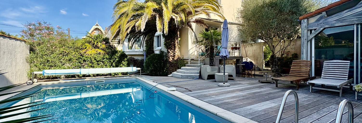 Maison 10 Pièces 241 m² à vendre à Royan (17200)