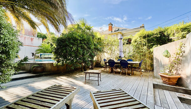 Villa / Maison 10 pièces  à vendre Royan 17200