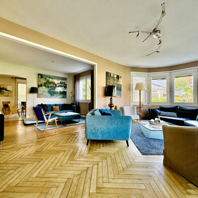 Maison 10 pièces 1438200 €