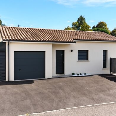 Maison 5 pièces 273900 €