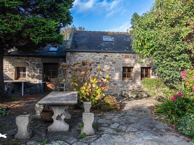 Maison en pierre de 5 pièces principales — photo 1