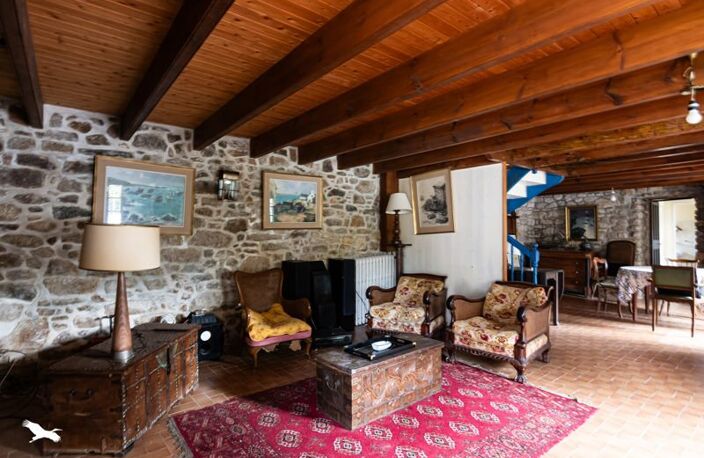 Maison en pierre de 5 pièces principales — photo 2
