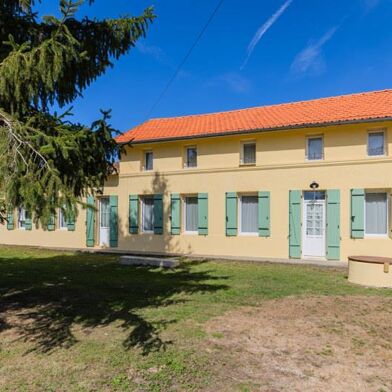 Maison 7 pièces 370656 €