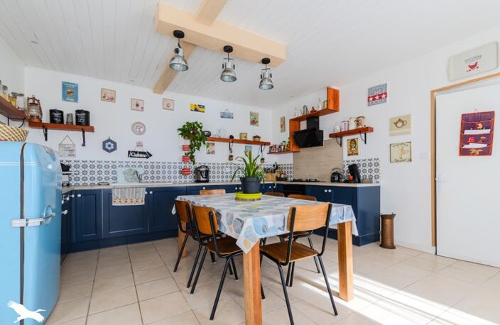 Maison en pierre de 7 pièces principales — photo 4