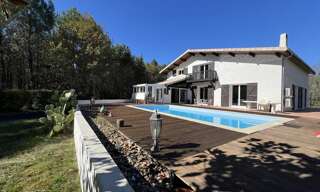 Maison 8 Pièces 245 m² à vendre à Mios (33380)