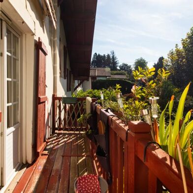 Appartement 4 pièces 278250 €