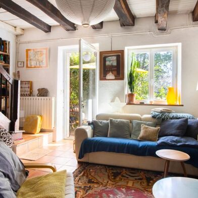 Appartement 4 pièces 278250 €