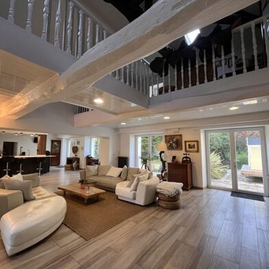 Maison 6 pièces 885000 €