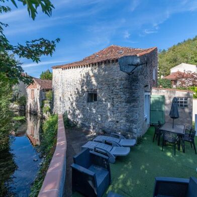 Maison 9 pièces 296520 €