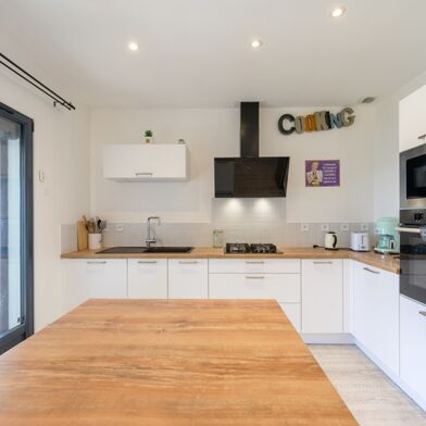 Maison 7 pièces 888250 €