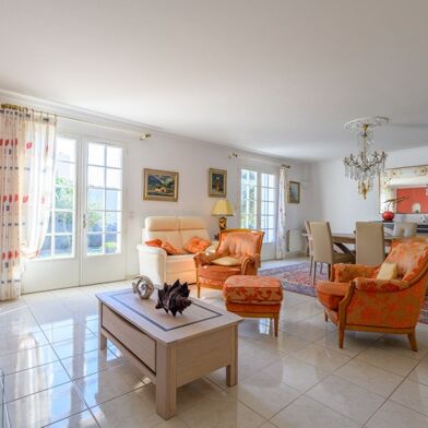 Maison 5 pièces 499500 €