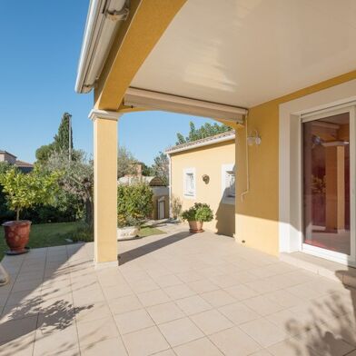 Maison 4 pièces 586320 €