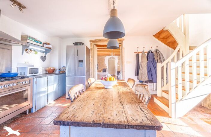 Maison en pierre de 10 pièces principales — photo 4