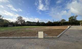 Terrain  645 m² à vendre à Dompierre-sur-Yon (85170)