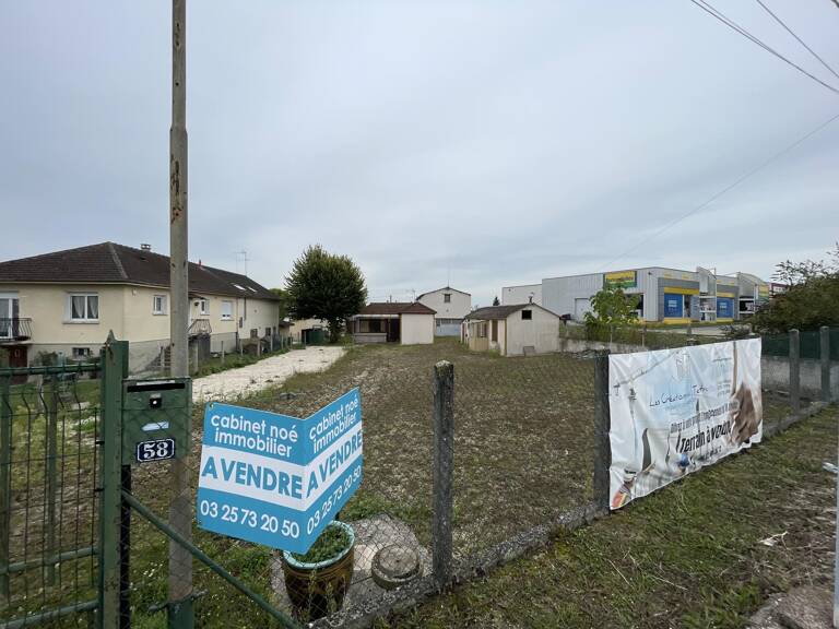 Terrain à construire  1150 m²  — photo 1