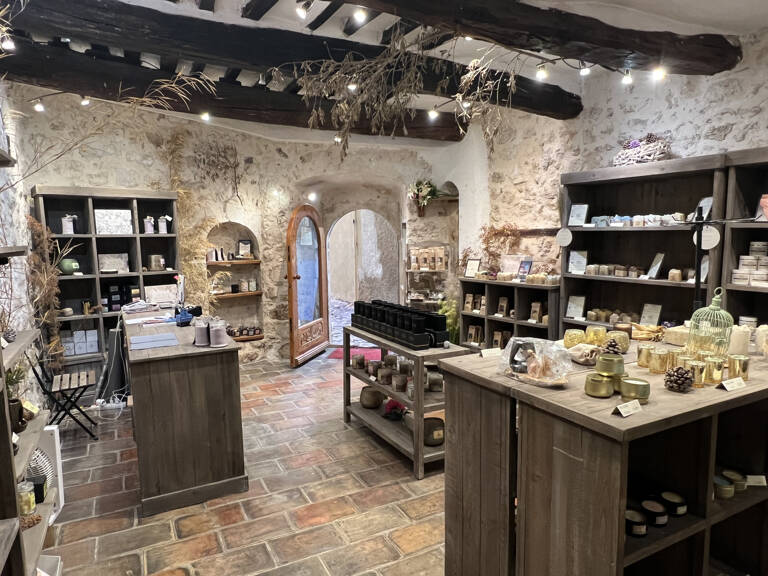 Local Commercial rue principale St Paul de Vence — photo 1
