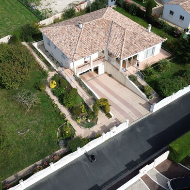 Maison 5 pièces 644800 €