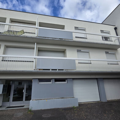 Appartement 3 pièces 820 €