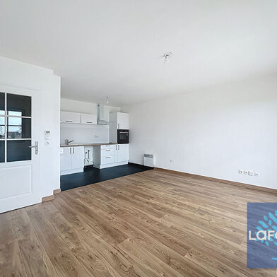 Appartement 2 pièces 700 €