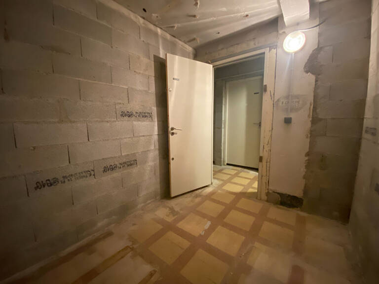 CAVE  6m2  Avignon Intra muros — photo 1