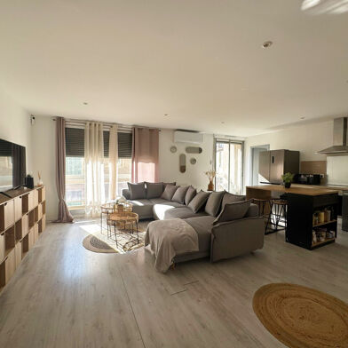 Appartement 4 pièces 285000 €